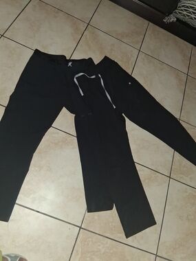 2 Figs Technical Collection Black Scrub  Pants Size L